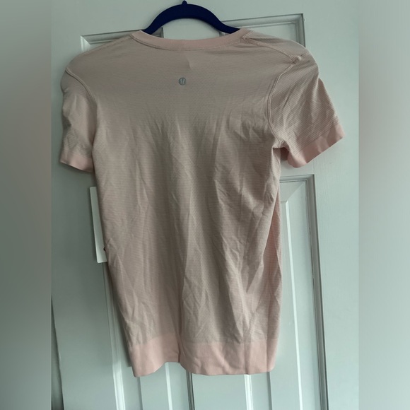 lululemon swiftly breathe short sleeve - Picture 3 of 3